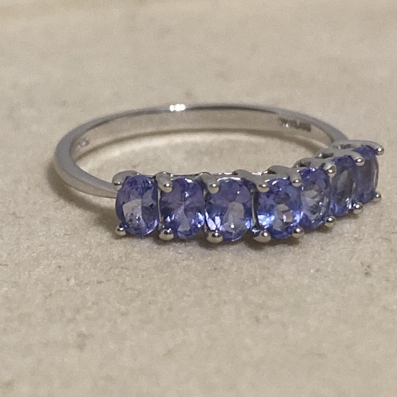 14K White Gold Clyde Duneier Tanzanite Ring - Picture 3 of 8